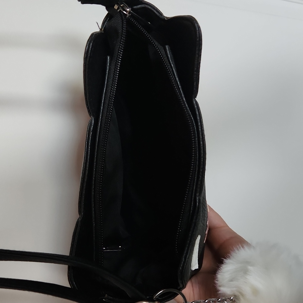 Purse - Picture 3 of 3